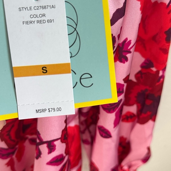 CECE Long Sleeve Blouse With Open Sleeve Detail small - Picture 4 of 6